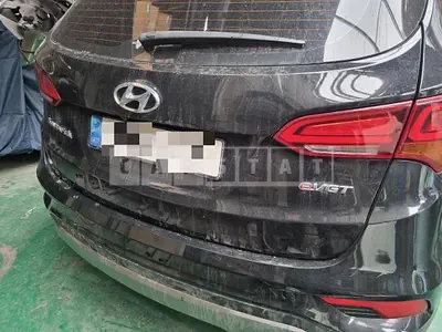 Photo 1 of 21: 2017 Hyundai Santa Fe DM, VIN KMHSW81UBHU769349 — Korean insurance auction