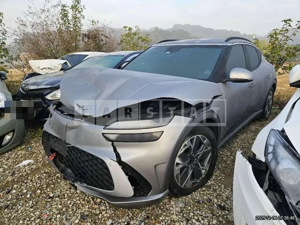 Photo 2 of 21: 2021 Genesis GV60 Electric Car — Korean insurance auction