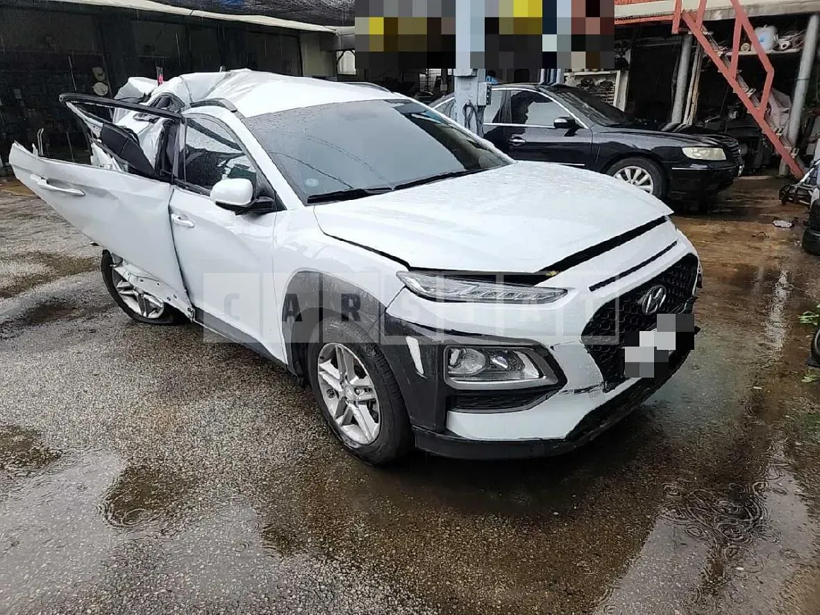Photo 2 of 24: 2019 Hyundai Kona Gasoline — Korean insurance auction