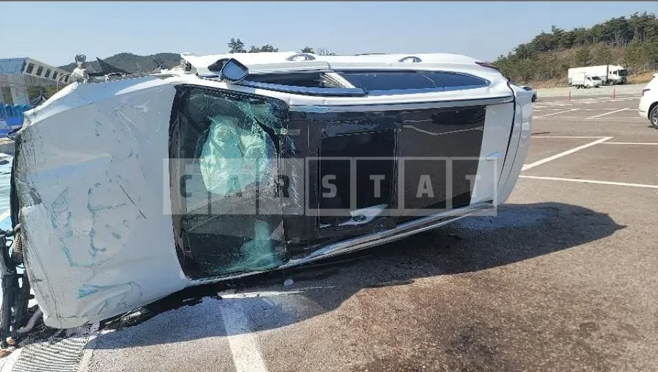 Photo 2 of 8: 2019 Hyundai Santa Fe TM 2.0 — Korean insurance auction