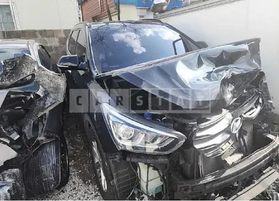 Photo 2 of 31: 2018 Hyundai Santa Fe, VIN KMHSW81UBJU815331 — Korean insurance auction