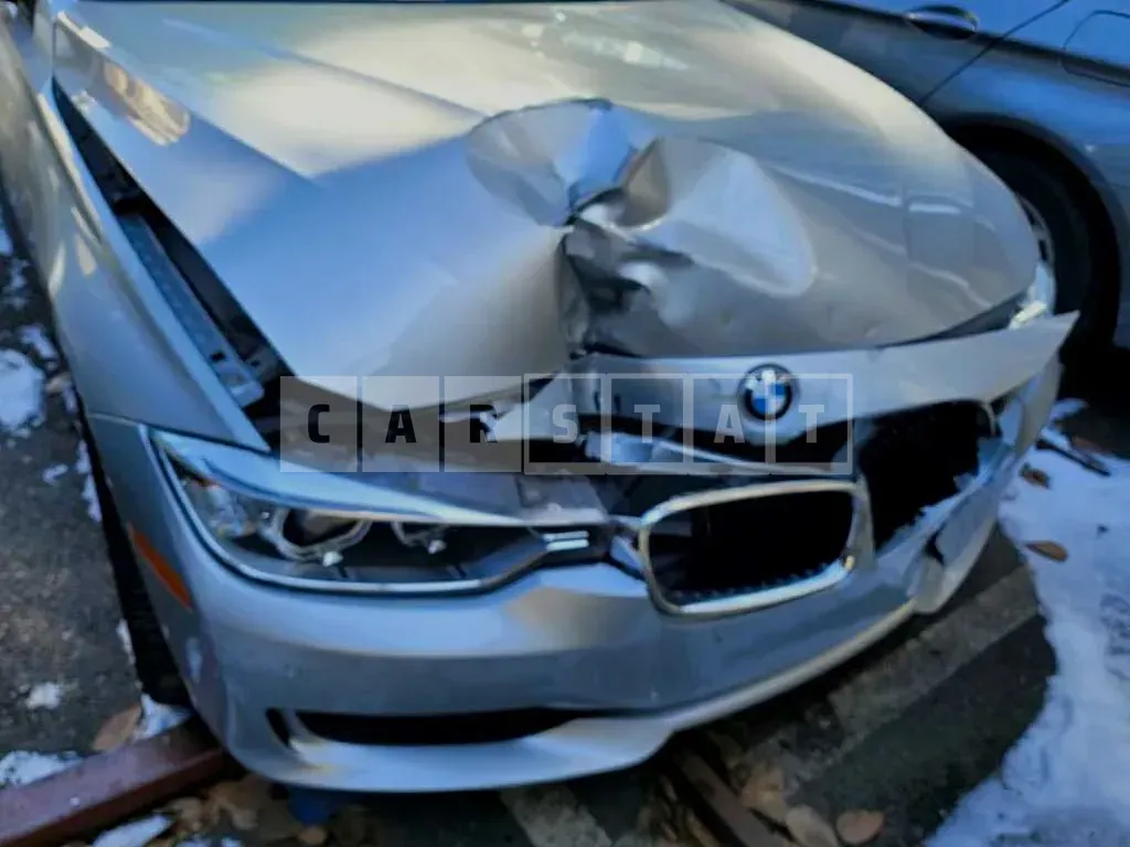 Photo 2 of 9: 2015 BMW 320i, VIN WBA3B1109FK349910 — Korean insurance auction