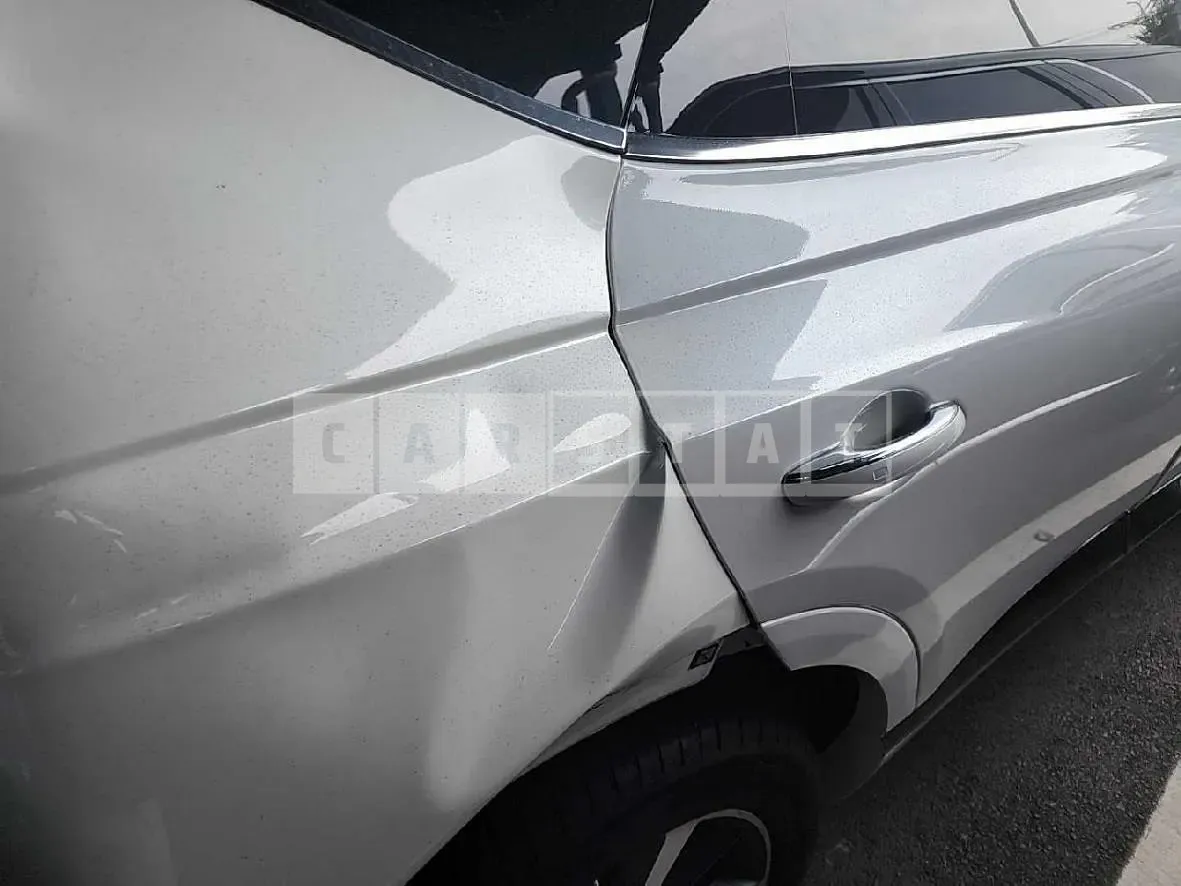 Photo 2 of 27: 2023 Genesis GV80 2.5T 4WD — Korean insurance auction
