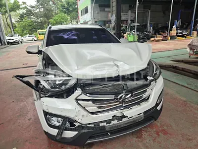Photo 1 of 1: 2015 Hyundai Santa Fe, VIN KMHSW81UBFU457934 — Korean insurance auction