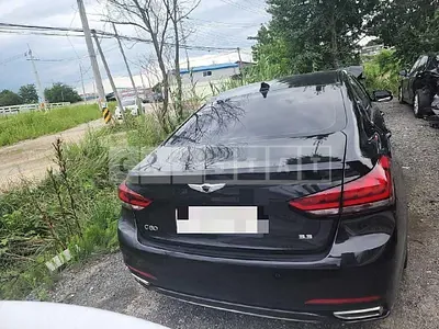 Photo 1 of 18: 2019 Genesis G80 3.3 — Korean insurance auction