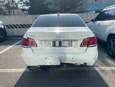 Photo 1 of 12: 2015 Mercedes-Benz E220 BlueTec — Korean insurance auction