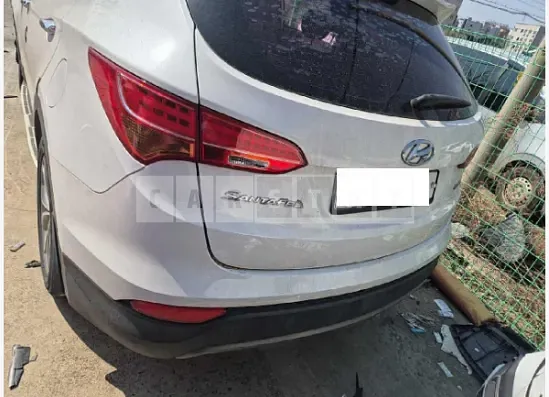Photo 2 of 15: 2015 Hyundai Santa Fe — Korean insurance auction