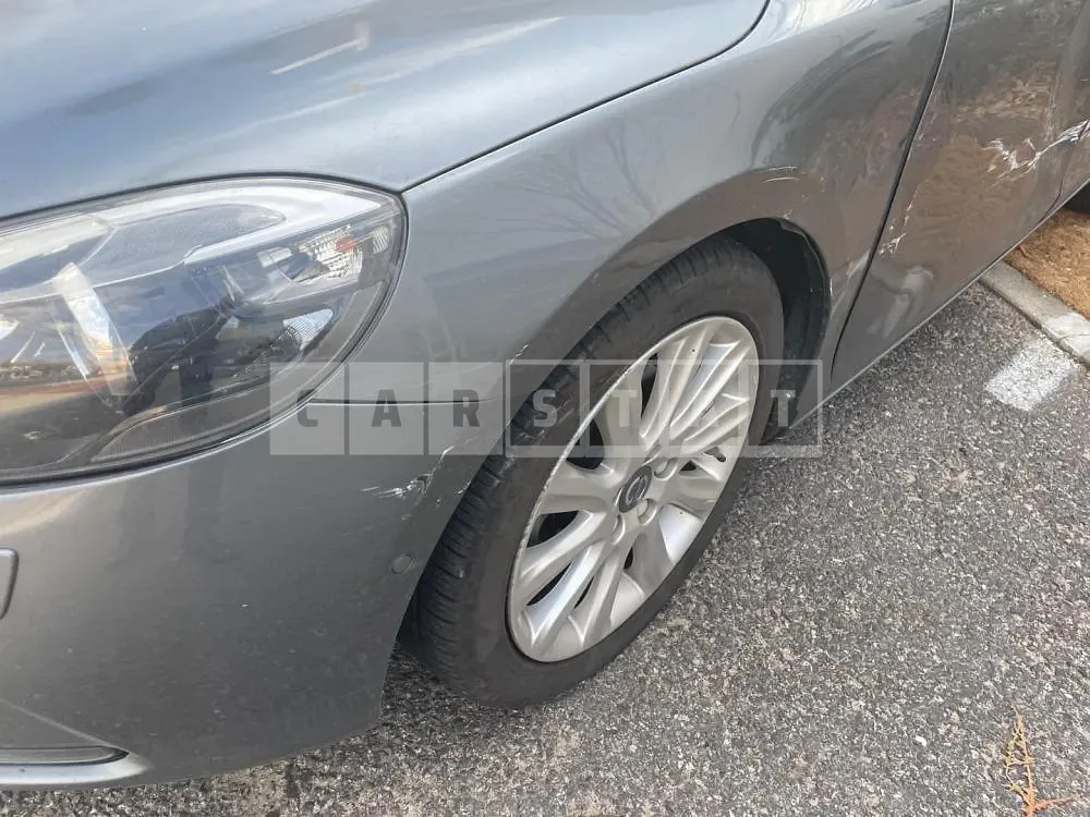 Photo 2 of 19: 2015 Volvo V40 D2, VIN YV1MV845BF2237734 — Korean insurance auction