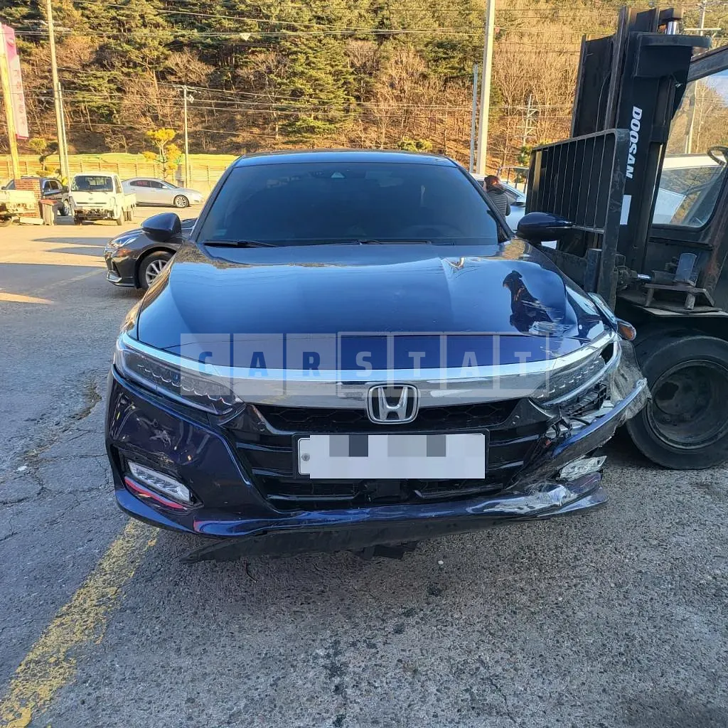 Photo 2 of 10: 2019 Honda Accord Hybrid, VIN 1HGCV3690KA510485 — Korean insurance auction