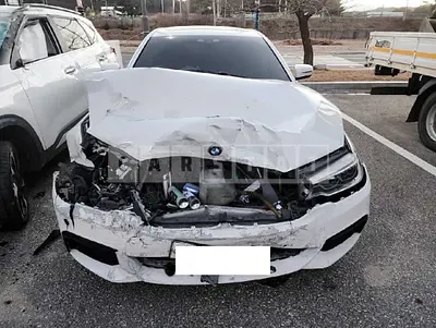 Photo 1 of 40: 2017 BMW 520d xDrive, VIN WBAJC510XHWB83441 — Korean insurance auction