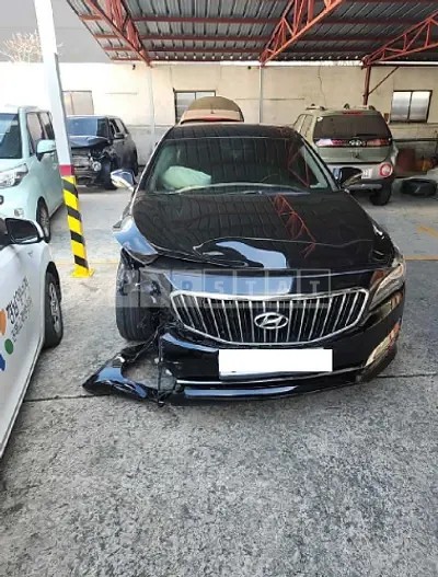 Photo 1 of 15: 2016 Hyundai Aslan, VIN KMHFM411BGA009140 — Korean insurance auction