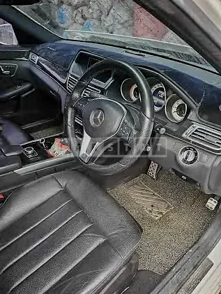 Photo 2 of 9: 2016 Mercedes-Benz E250 BlueTec 4Matic, VIN WDDHF9HB1GB226015 — Korean insurance auction