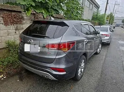 Photo 1 of 8: 2015 Hyundai Santa Fe DM — Korean insurance auction