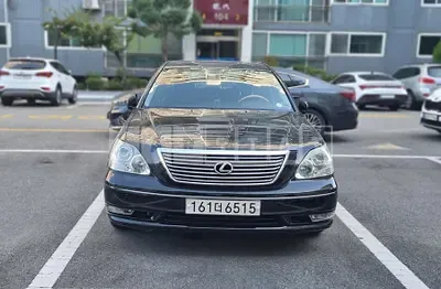 2022 Lexus LS430