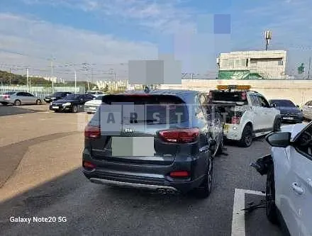 Photo 2 of 71: 2020 Kia Sorento — Korean insurance auction