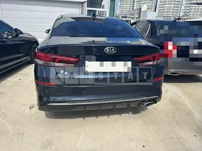 Photo 1 of 8: 2019 Kia K5 2.0 — Korean insurance auction
