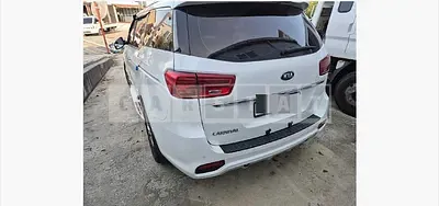 Photo 1 of 15: 2018 Kia Carnivals — Korean insurance auction