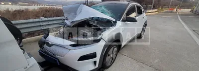 Photo 1 of 5: 2018 Hyundai Kona Electric — Korean insurance auction