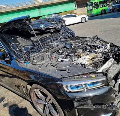 2022 BMW 740i