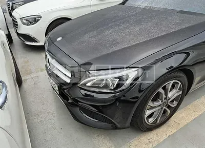 Photo 1 of 41: 2017 Mercedes-Benz C 200 — Korean insurance auction