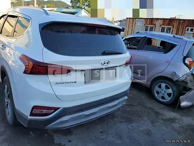 Photo 1 of 12: 2020 Hyundai Santa Fe, VIN KMHS281BBLU295510 — Korean insurance auction