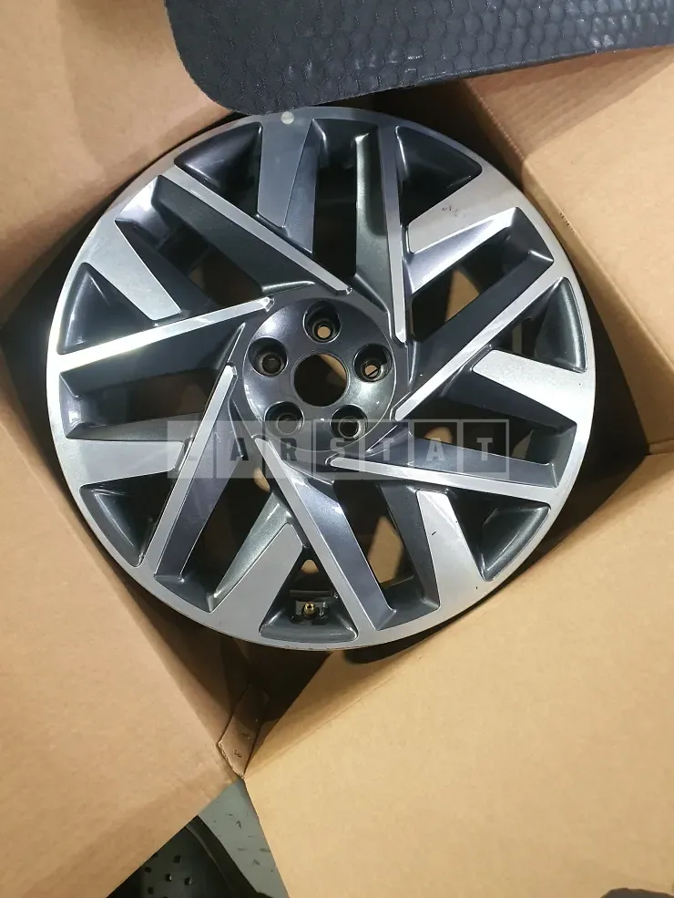 Photo 2 of 7: 2017 Hyundai (parts) Santa Fe TM Wheels — Korean insurance auction