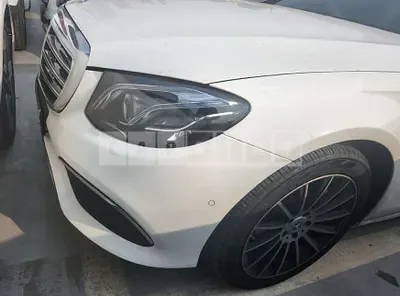Photo 1 of 7: 2017 Mercedes-Benz E220 d 4Matic — Korean insurance auction