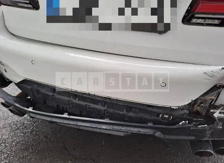 Photo 2 of 28: 2021 BMW 530i — Korean insurance auction