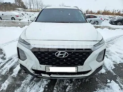 Photo 1 of 44: 2019 Hyundai Santa Fe — Korean insurance auction