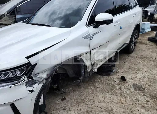 Photo 2 of 15: 2021 Kia Sorento, VIN KNARH81BGMA067222 — Korean insurance auction