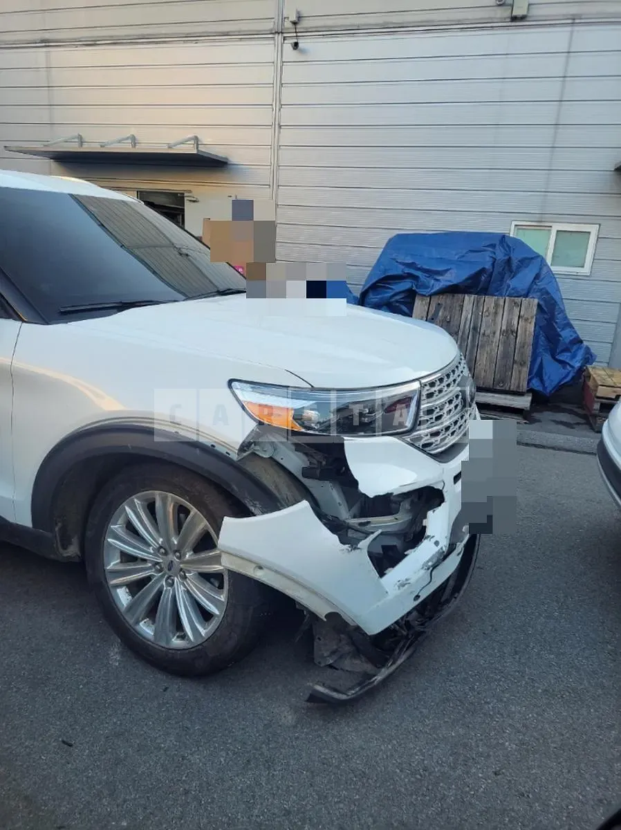 Photo 2 of 21: 2021 Ford Explorer 2.3 — Korean insurance auction