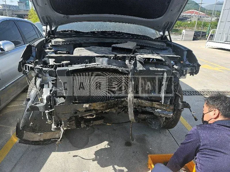Photo 2 of 15: 2020 Hyundai Santa Fe — Korean insurance auction