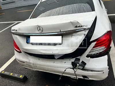 Photo 1 of 50: 2020 Mercedes-Benz E220d 4Matic, VIN W1KZF0FB4LA830449 — Korean insurance auction