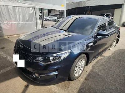 Photo 1 of 27: 2016 Kia K5 — Korean insurance auction