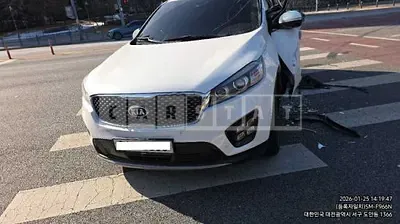 Photo 1 of 8: 2017 Kia Sorento, VIN KNAPK81BDHA319147 — Korean insurance auction