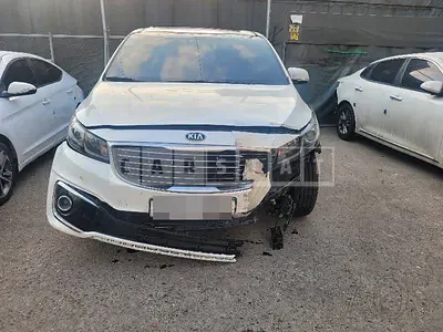 Photo 1 of 78: 2016 Kia Carnival, VIN KNAME81ABHS308120 — Korean insurance auction