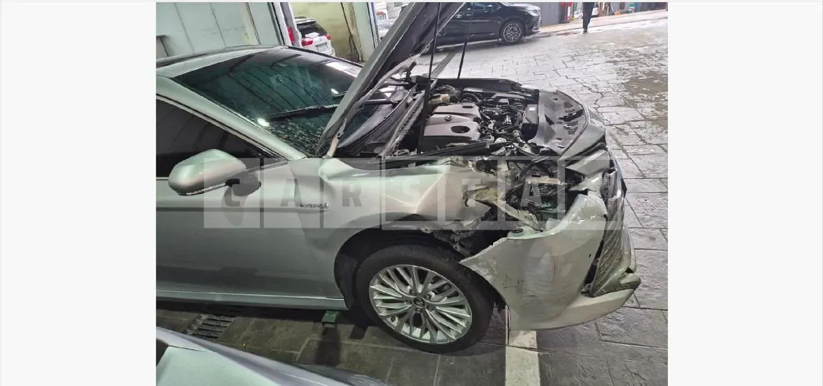 Photo 2 of 35: 2018 Toyota Camry Hybrid — Korean insurance auction