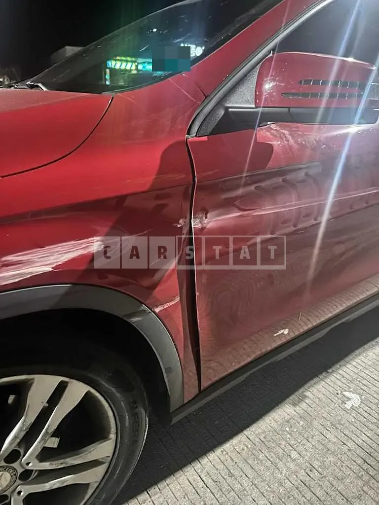 Photo 2 of 4: 2015 Mercedes-Benz GLA200 CDI 4Matic — Korean insurance auction