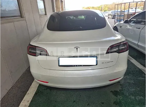 Photo 2 of 11: 2022 Tesla Model 3 Long Range — Korean insurance auction