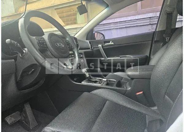 Photo 2 of 11: 2017 Kia Sportage — Korean insurance auction