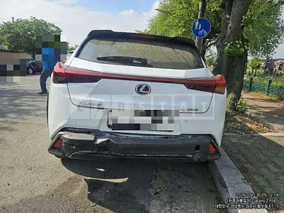 Photo 1 of 17: 2021 Lexus UX250h — Korean insurance auction