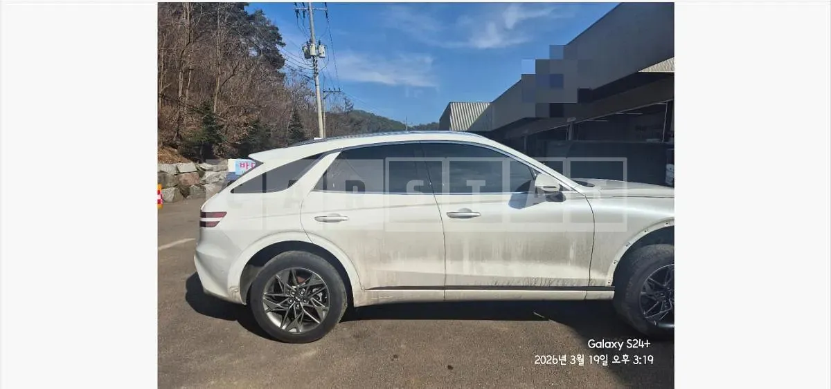 Photo 2 of 10: 2021 Genesis GV70 AWD — Korean insurance auction