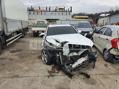 Photo 1 of 30: 2017 Mercedes-Benz E220d, VIN WDDZF0EB4HA093231 — Korean insurance auction