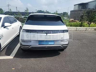 Photo 1 of 13: 2022 Hyundai IONIQ 5 — Korean insurance auction