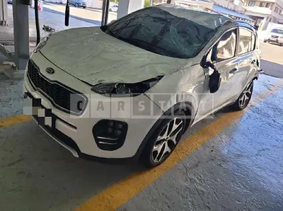 Photo 1 of 13: 2016 Kia Sportage — Korean insurance auction