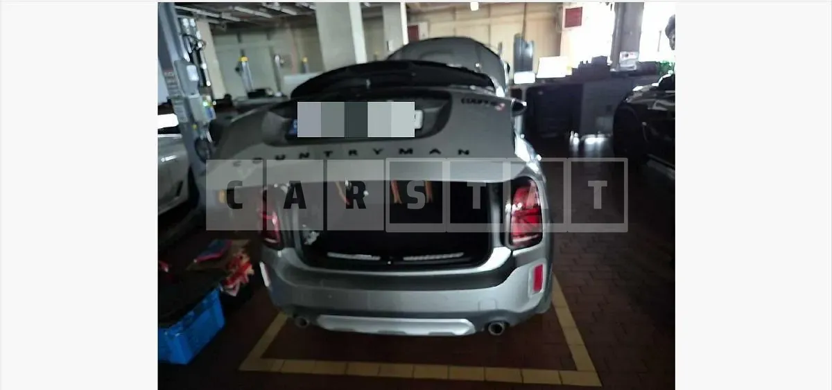 Photo 2 of 22: 2024 MINI Cooper S Convertible All 4 — Korean insurance auction
