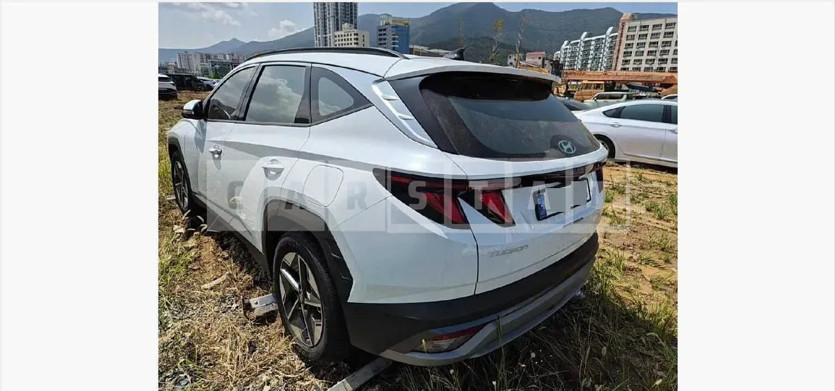 Photo 2 of 40: 2024 Hyundai Tucson Hybrid — Korean insurance auction
