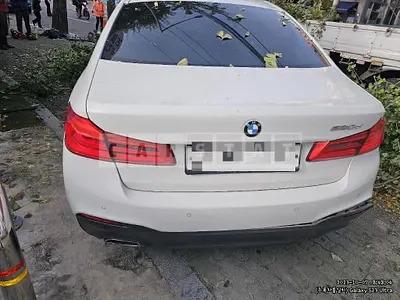Photo 1 of 29: 2018 BMW 520d, VIN WBAJC3102JDB28228 — Korean insurance auction
