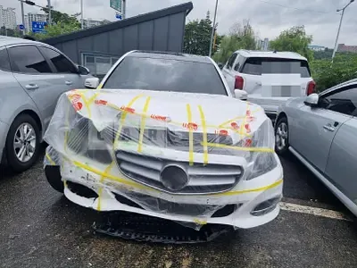 Photo 1 of 10: 2015 Mercedes-Benz E220 BlueTec, VIN WDDHF0AB5GB183871 — Korean insurance auction