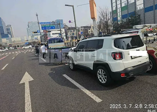 Photo 2 of 23: 2019 Jeep Zip Renegade 2.4 — Korean insurance auction